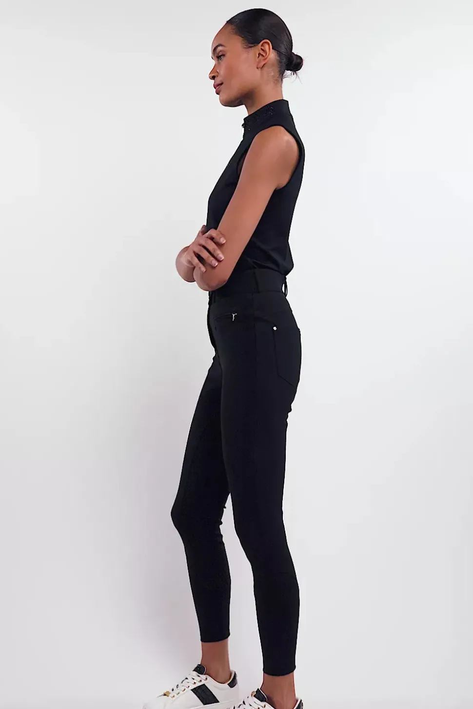 Crystal Sleeveless Base Layer