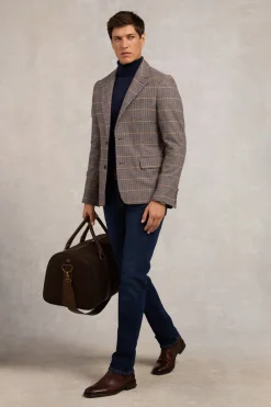 Fine Roll Neck Knit