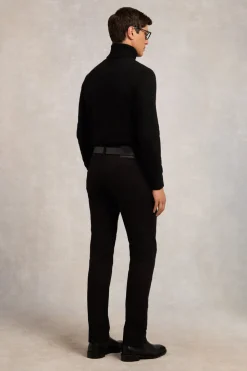Fine Roll Neck Knit