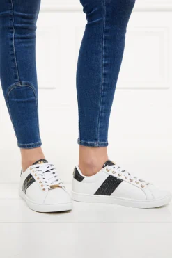 Knightsbridge Court Trainer