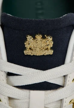 Knightsbridge Court Trainer