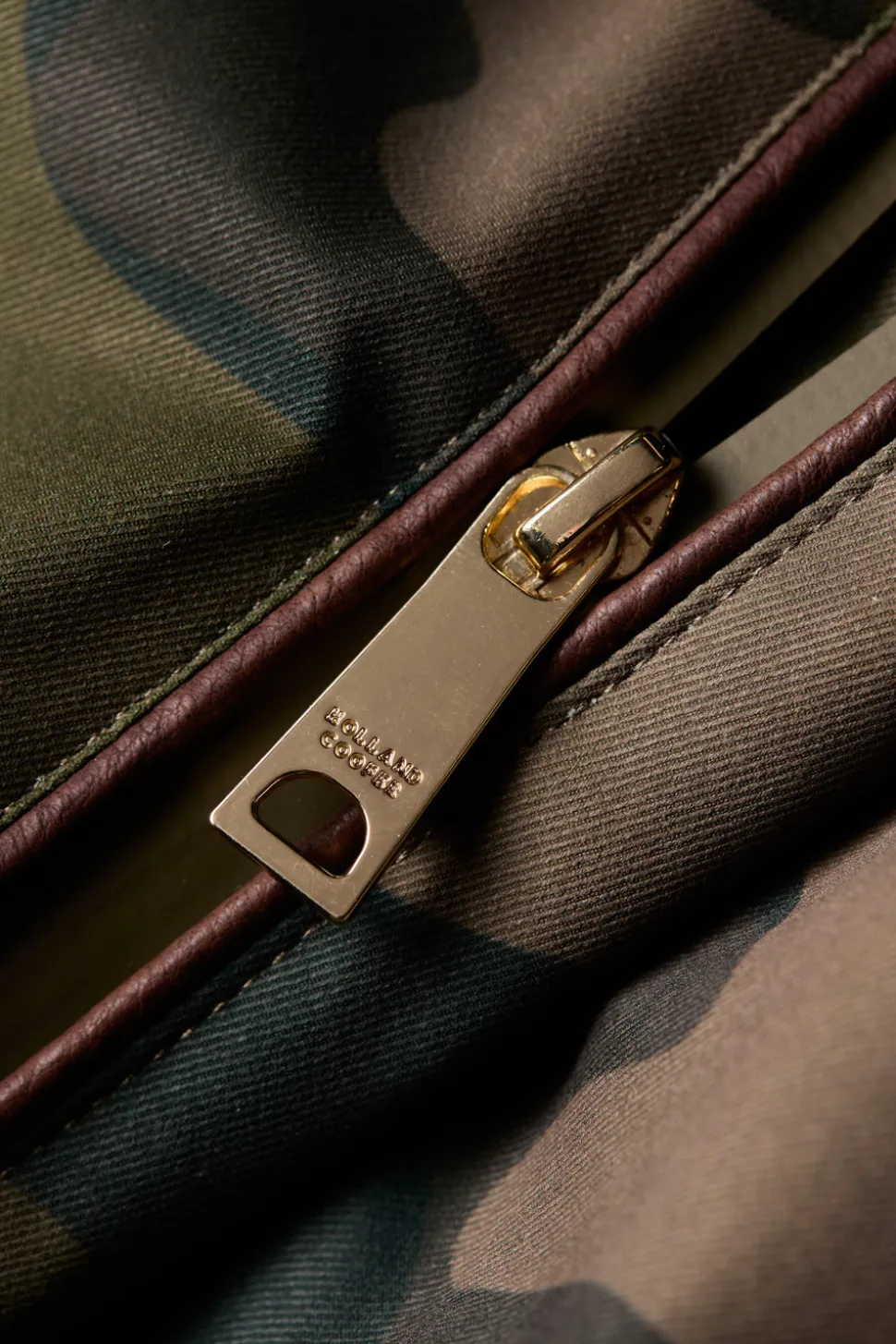 One-Size Lightweight Waterproof Coat