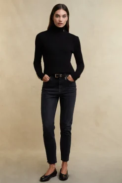 Painswick Roll Neck Knit