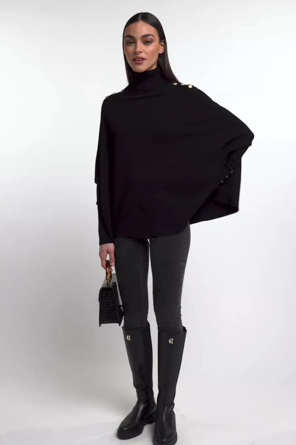Queensbury Cape Knit