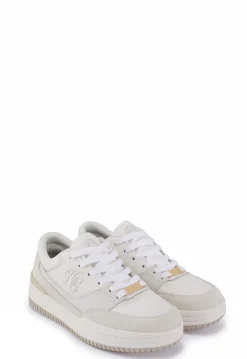 Retro Trainer