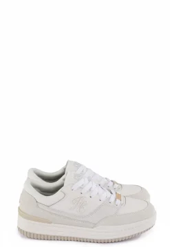Retro Trainer