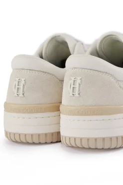 Retro Trainer
