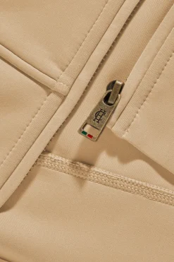 Training Zip Through Sweat