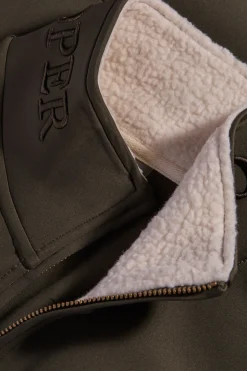 Training Zip Through Sweat